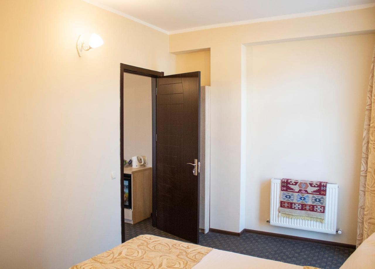 Degustarium Hotel Tbilisi Ngoại thất bức ảnh