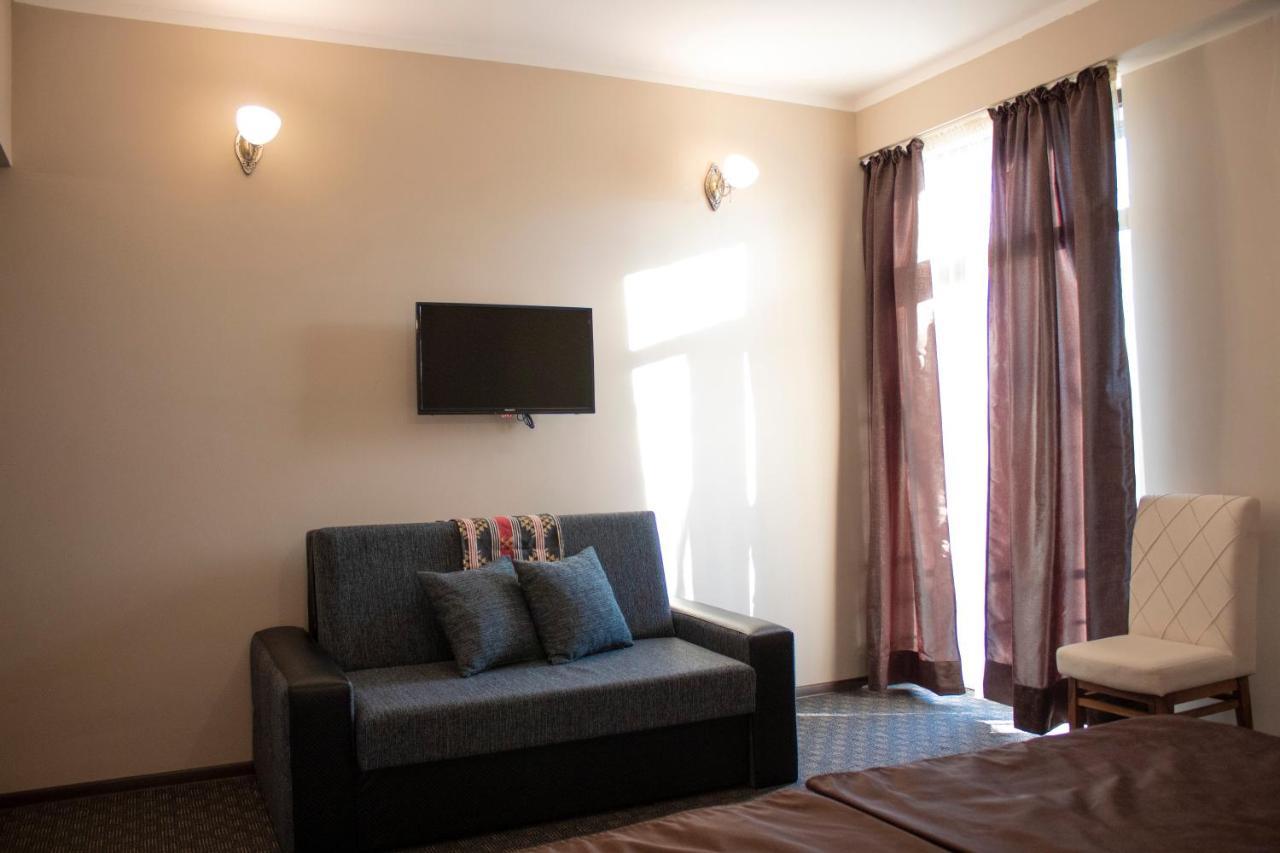 Degustarium Hotel Tbilisi Ngoại thất bức ảnh